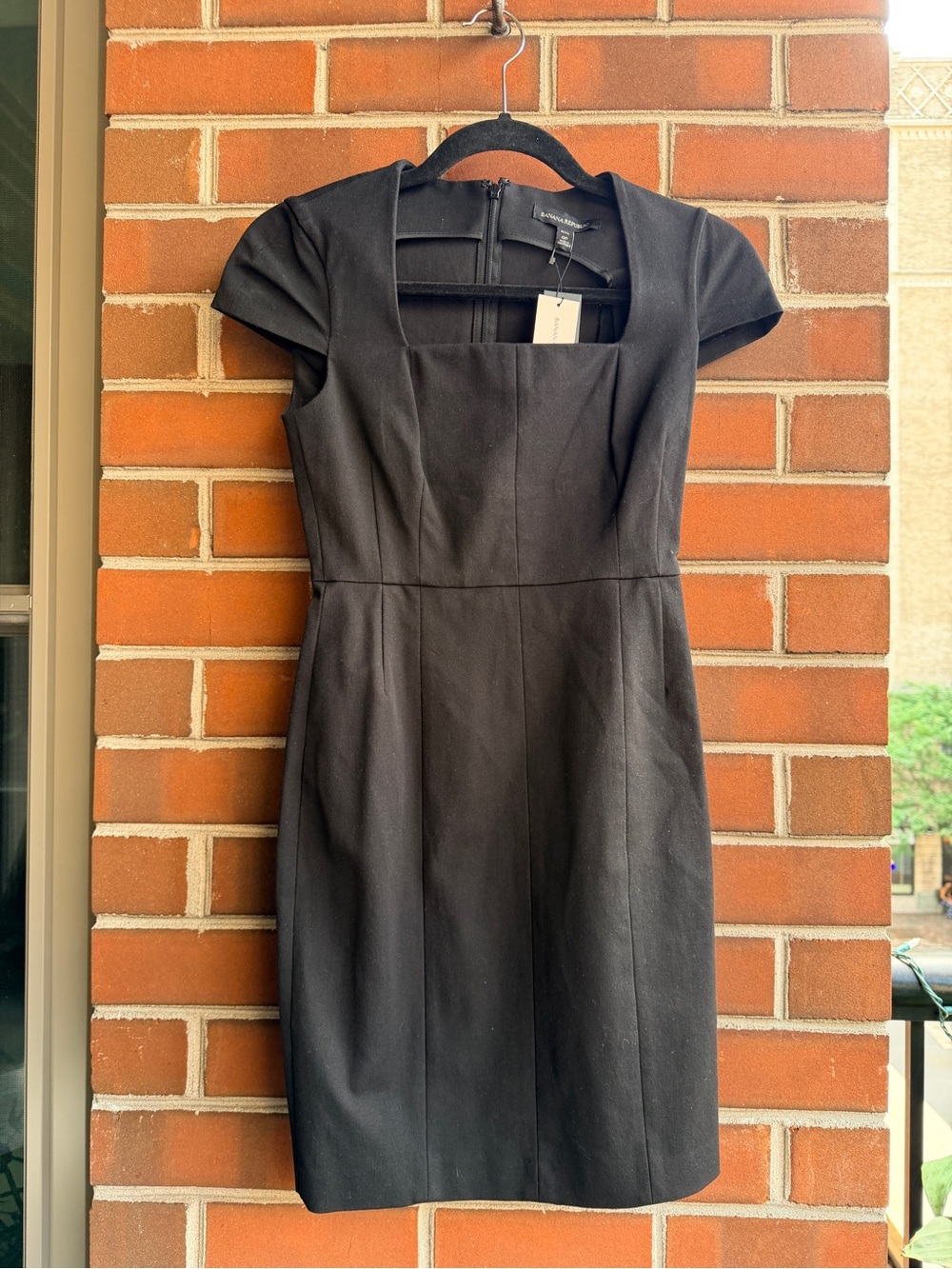 Banana Republic Black Sloan Square-Neck Cap-Sleeve Midi Dress